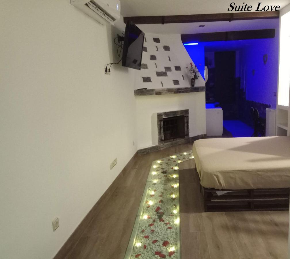 Suite Love Jacuzzi  Uceda Dış mekan fotoğraf